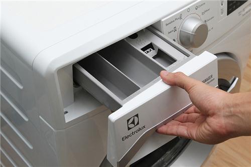 Máy giặt Electrolux 9 kg EWF12942